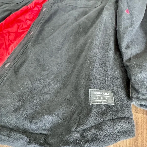 Volcom XL Black Shirt Jacket with Red Lining - Picture 2 of 7